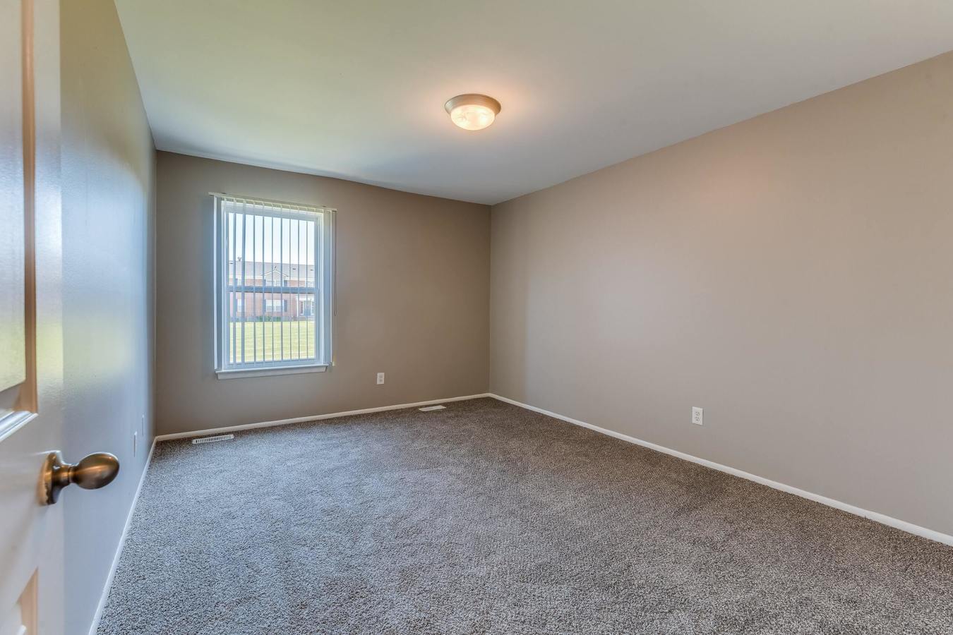 Canterbury Square Apartments Troy, MI