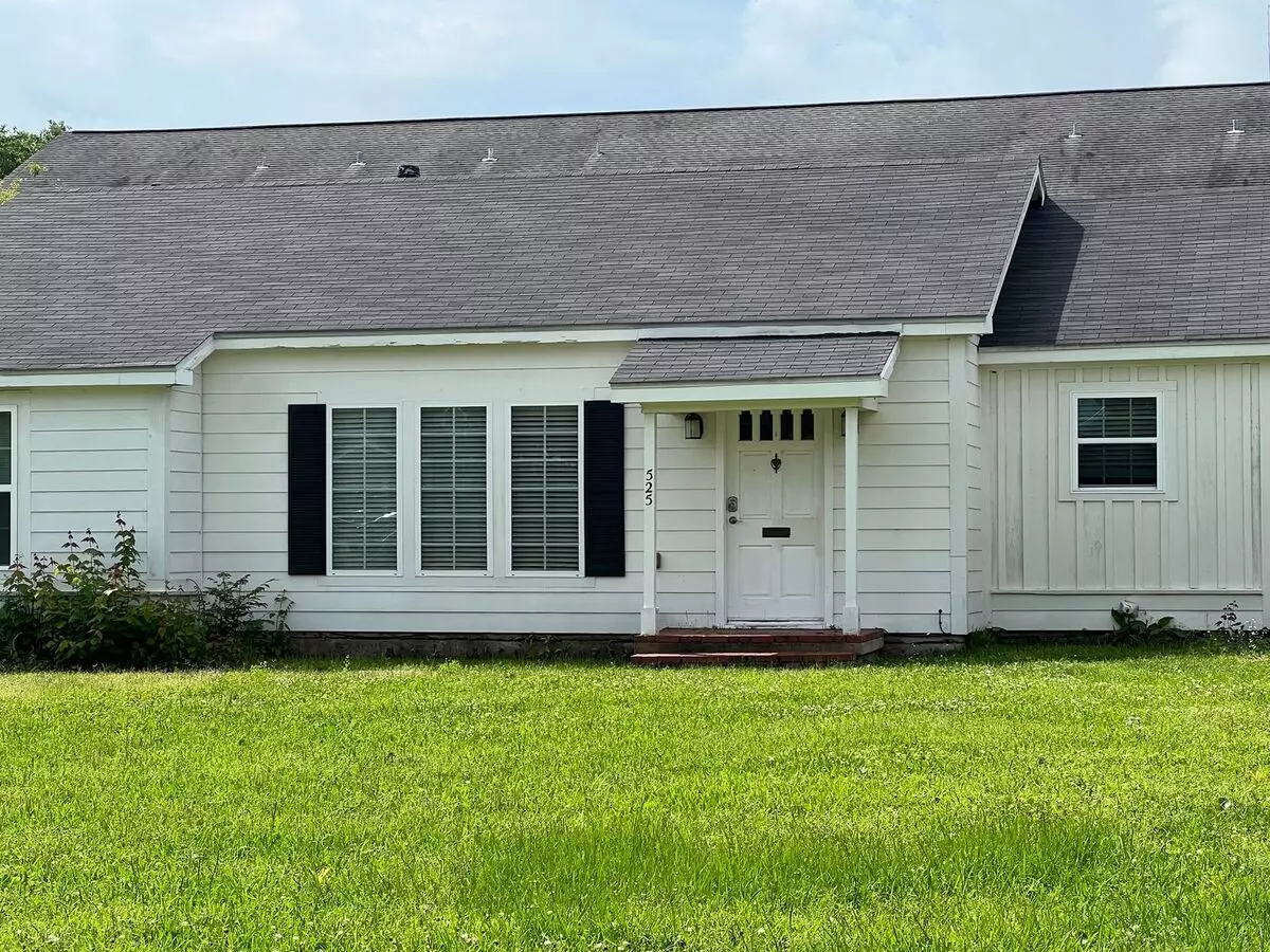 525 Farquhar House for rent in Lake Charles, LA