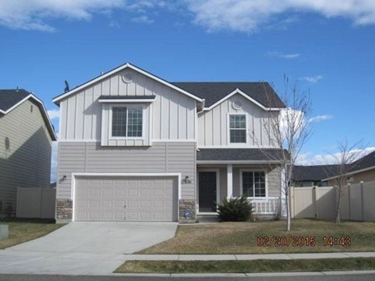 Walking Distance To Settlers Park - Large 