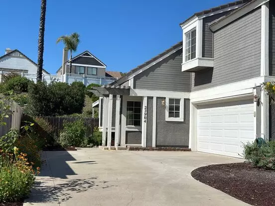 Beautifully Renovated Craftsman 4 Bed/2.5 Bath Home In Murrieta Apartment for rent in Murrieta, CA