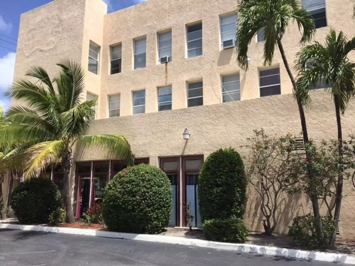2716 S Dixie Hwy Apartment for rent in West Palm Beach, FL