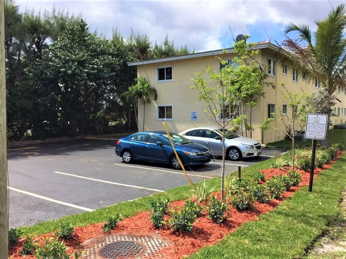 3009 N Andrews Ave Apartment for rent in Wilton Manors, FL