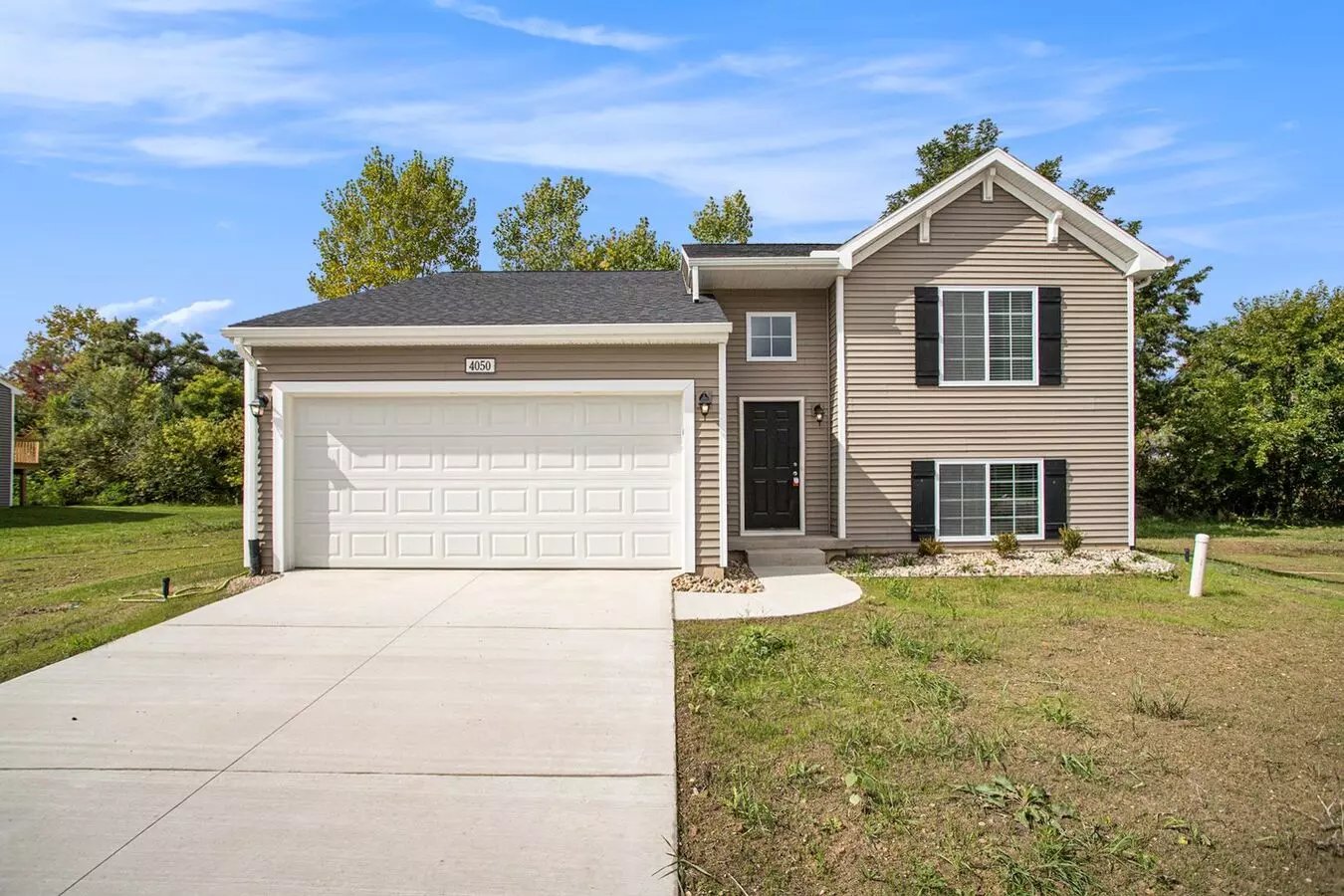 4053 Sumner Dr House for rent in Watervliet, MI