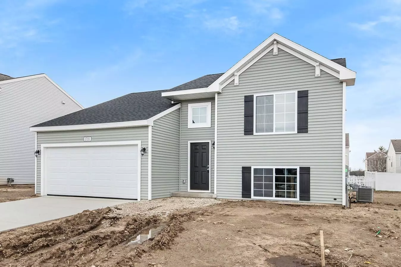 1716 Harper Grove Ln House for rent in Vicksburg, MI