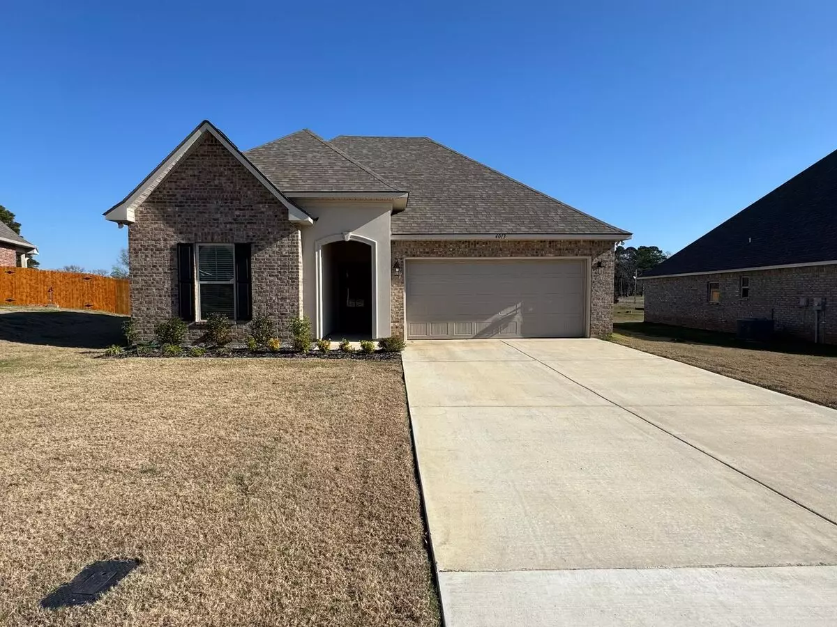 Like-new Three Bedroom Home In Trinity Bluff House for rent in Shreveport, LA