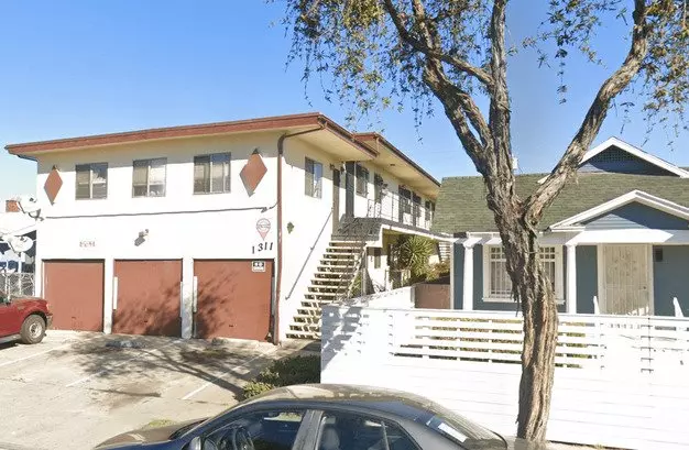1311 W. 89Th Street Apartment for rent in Los Angeles, CA