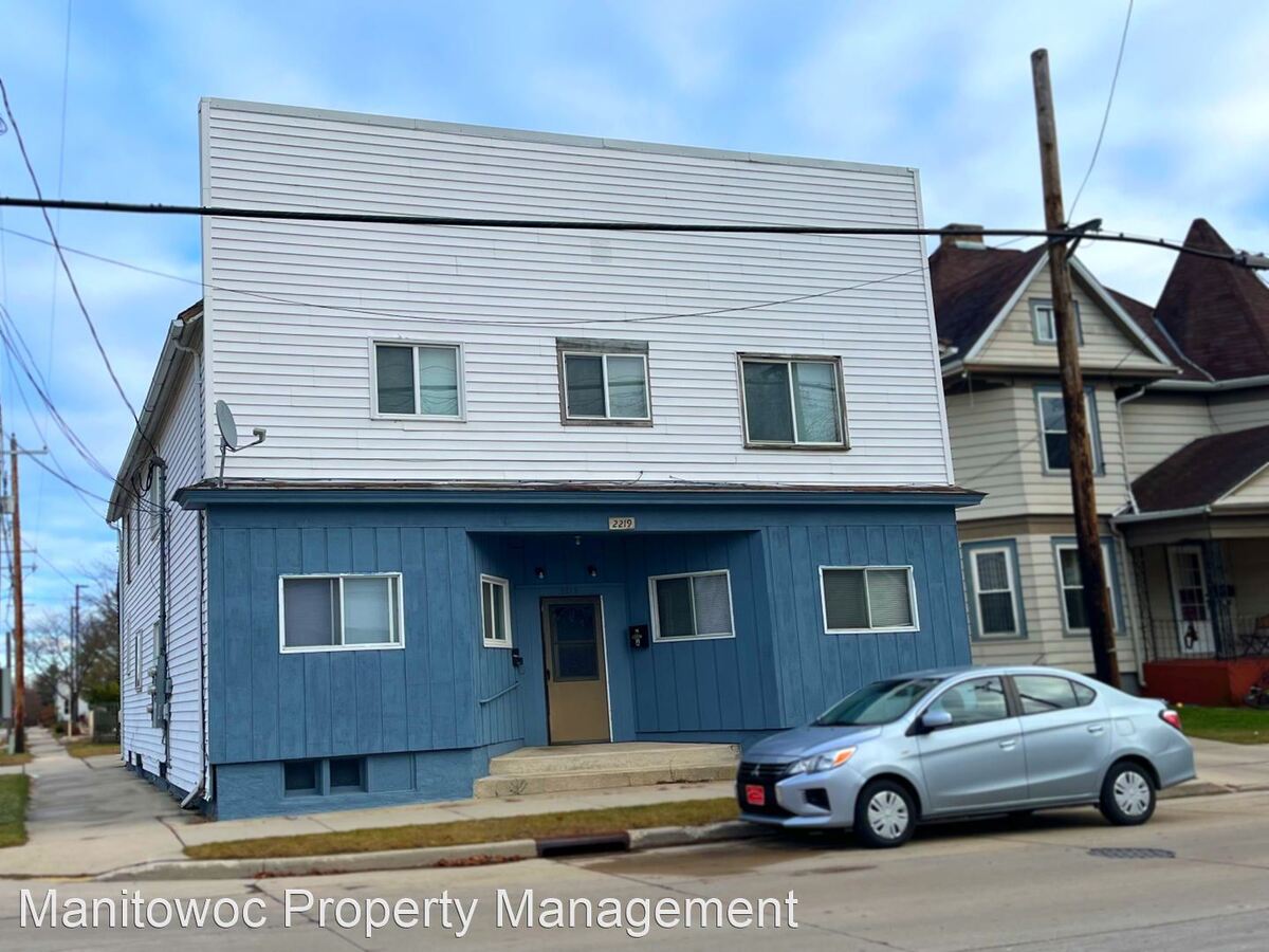 2219 Adams St Two Rivers, WI Apartment for Rent Rentable