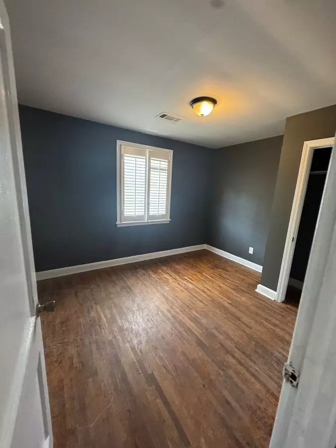 2039 Midway St House for rent in Montgomery, AL
