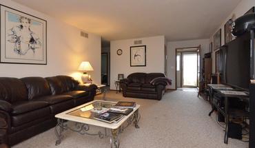 3648 Birdsong Ln Apartment for rent in Janesville, WI