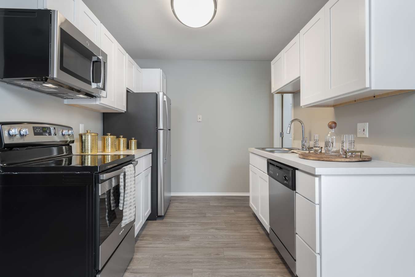 Diamond Forest Apartments Farmington Hills, MI Rentable