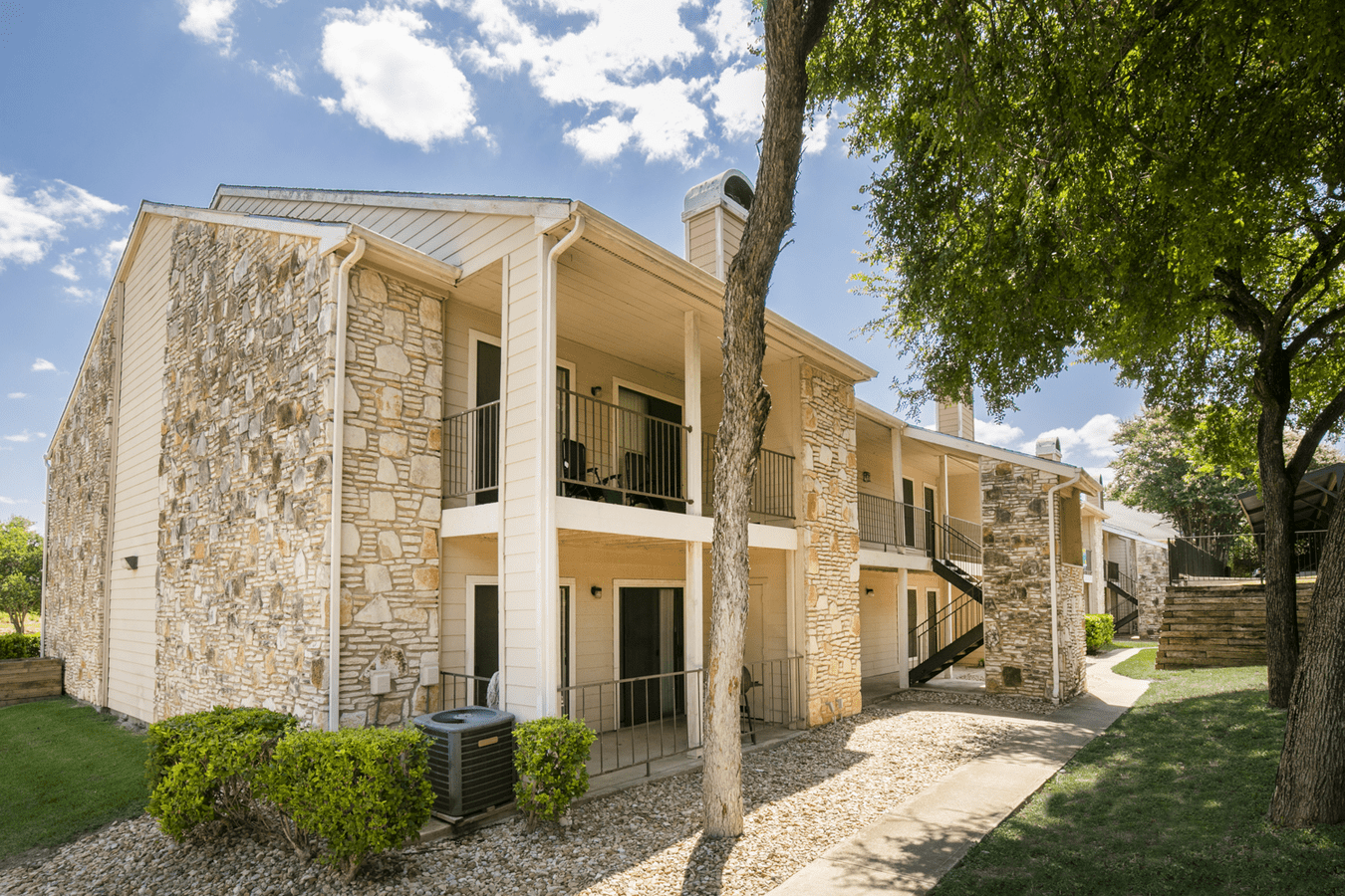 Hillside Villas Apartments Austin, TX