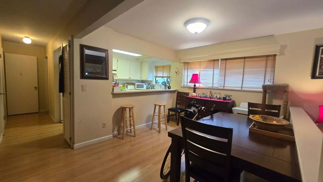 8341 Valley View Ct House for rent in Sebastopol, CA