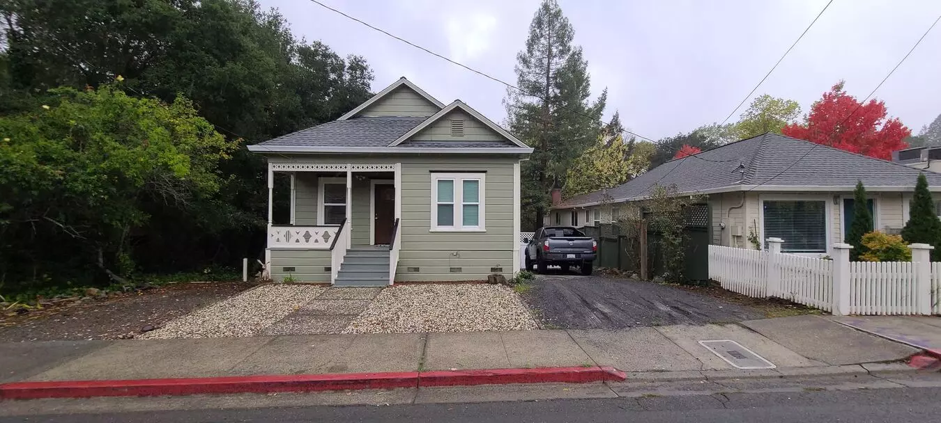 Beautiful Remodeled Home, 3 Years Ago, Located On Bodega Ave – Walking Distance From Town. House for rent in Sebastopol, CA