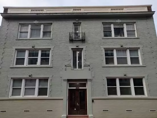 4737 Brooklyn Ave NE Apartment for rent in Seattle, WA 4737 Brooklyn Ave NE Apartment for rent in Seattle, WA