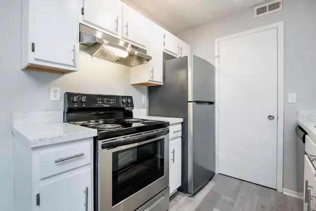 Worthington Woods Apartment for rent in Columbus, OH Worthington Woods Apartment for rent in Columbus, OH