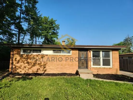 Charming 3-bedroom Ranch With Basement & Garage – East Side Gem, Available Now! Apartment for rent in Indianapolis, IN