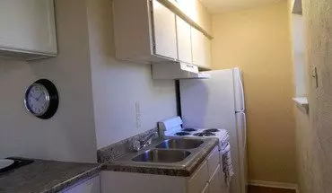 5 of 33 Parkway Villas Apartments Apartment for rent in Grand Prairie, TX