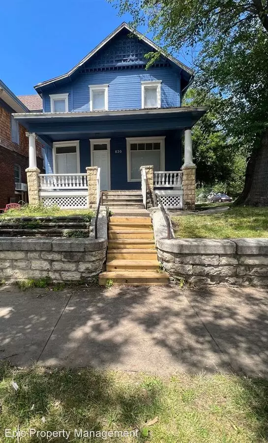 820 SW 6th Ave Apartment for rent in Topeka, KS