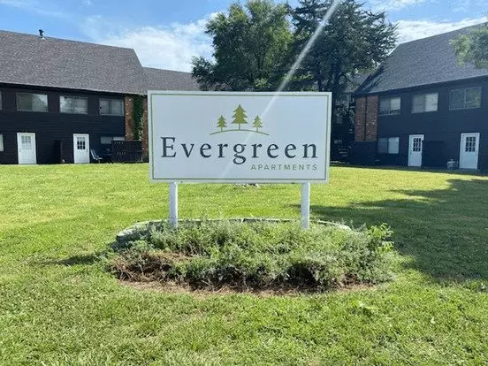 Evergreen Apartments Apartment for rent in Manhattan, KS Evergreen Apartments Apartment for rent in Manhattan, KS