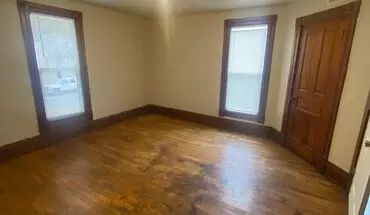 3 of 8 Duplex at 105 Buchanan Street House for rent in Topeka, KS