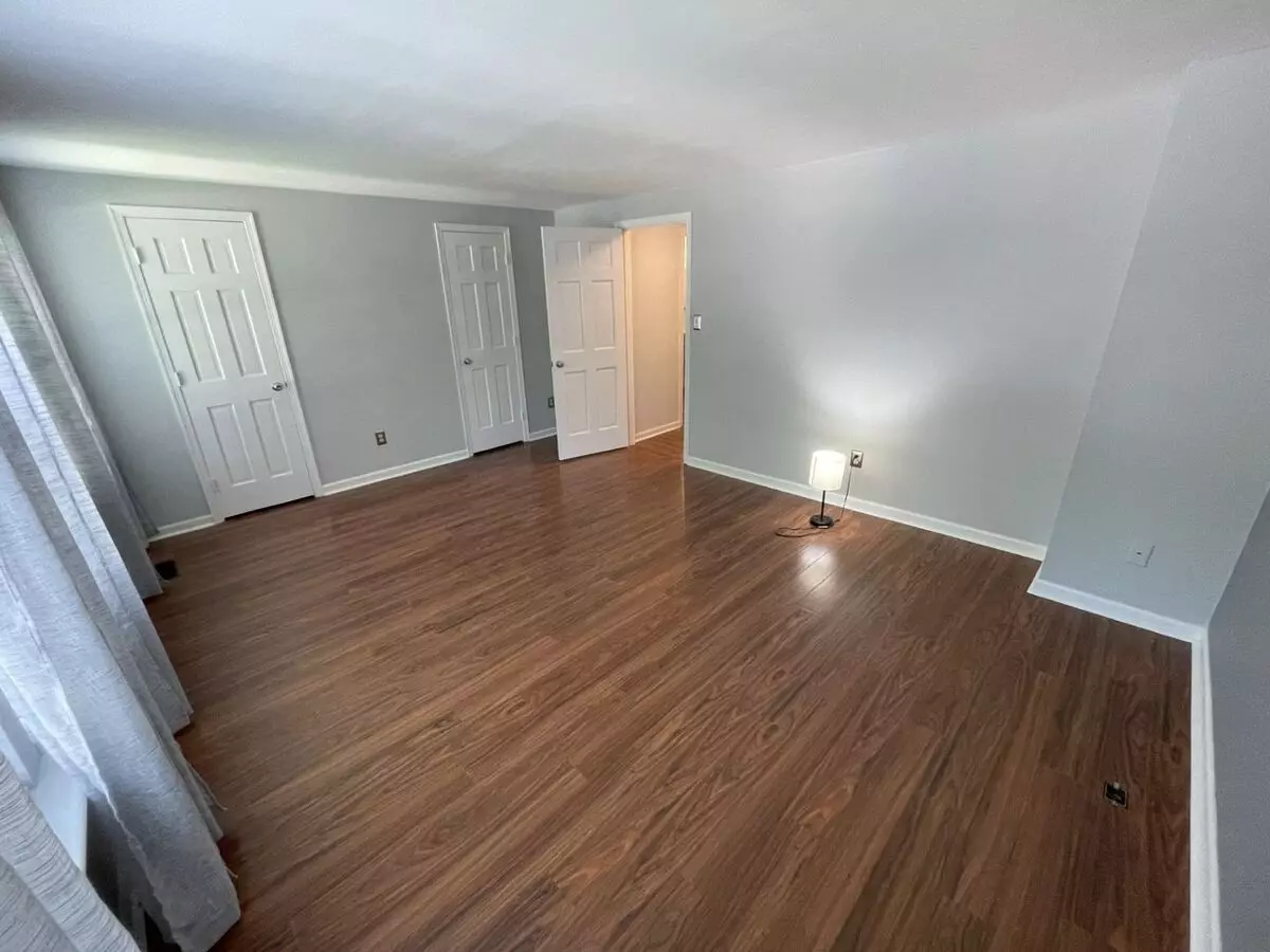 3 Bd 2ba End Unit Townhouse. House for rent in Raleigh, NC