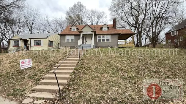 Gorgeous 4-bedroom, 2-bathroom In Kansas City Apartment for rent in Kansas City, MO