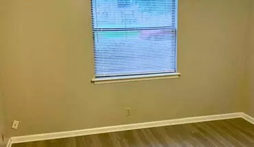 4 of 22 3/2 , Fenced In Yard , Minutes From Base! House for rent in St Marys, GA