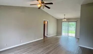 3 of 22 3/2 , Fenced In Yard , Minutes From Base! House for rent in St Marys, GA