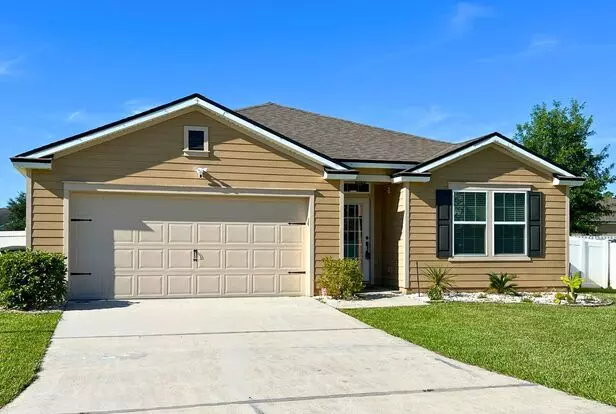 Stylish 4-bedroom Home With Fenced Yard – Prime Location! Apartment for rent in Kingsland, GA