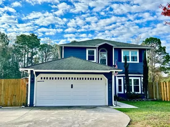 Charming 3-bedroom Home With Modern Upgrades & Outdoor Oasis Apartment for rent in Kingsland, GA