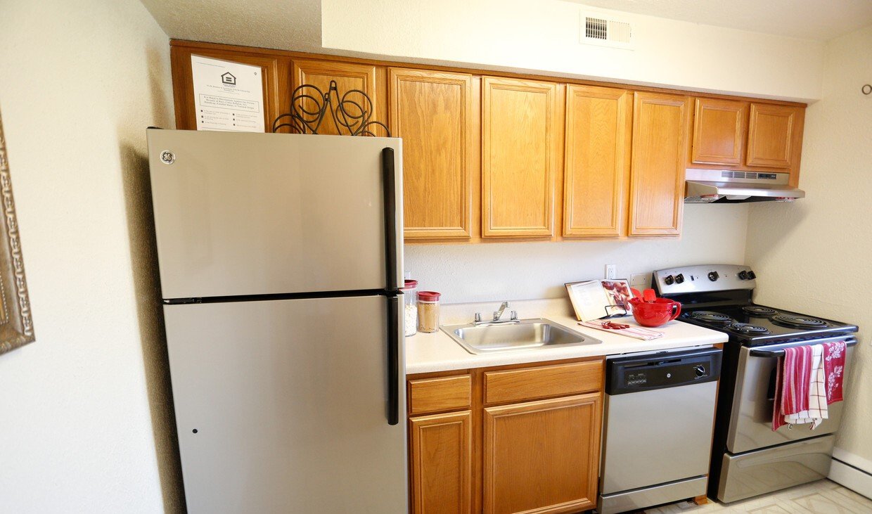 Admiral Pointe Apartments Newport News, VA