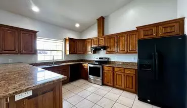 5 of 25 Non-refundable & Security Deposit Total: $2000.00 House for rent in Yakima, WA