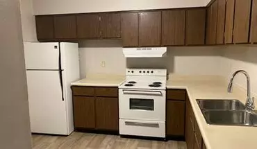 4 of 16 935 W Loire Ct Apartment for rent in Peoria, IL