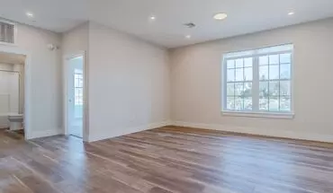 2 of 37 18 Sullivan St Apartment for rent in Berwick, ME