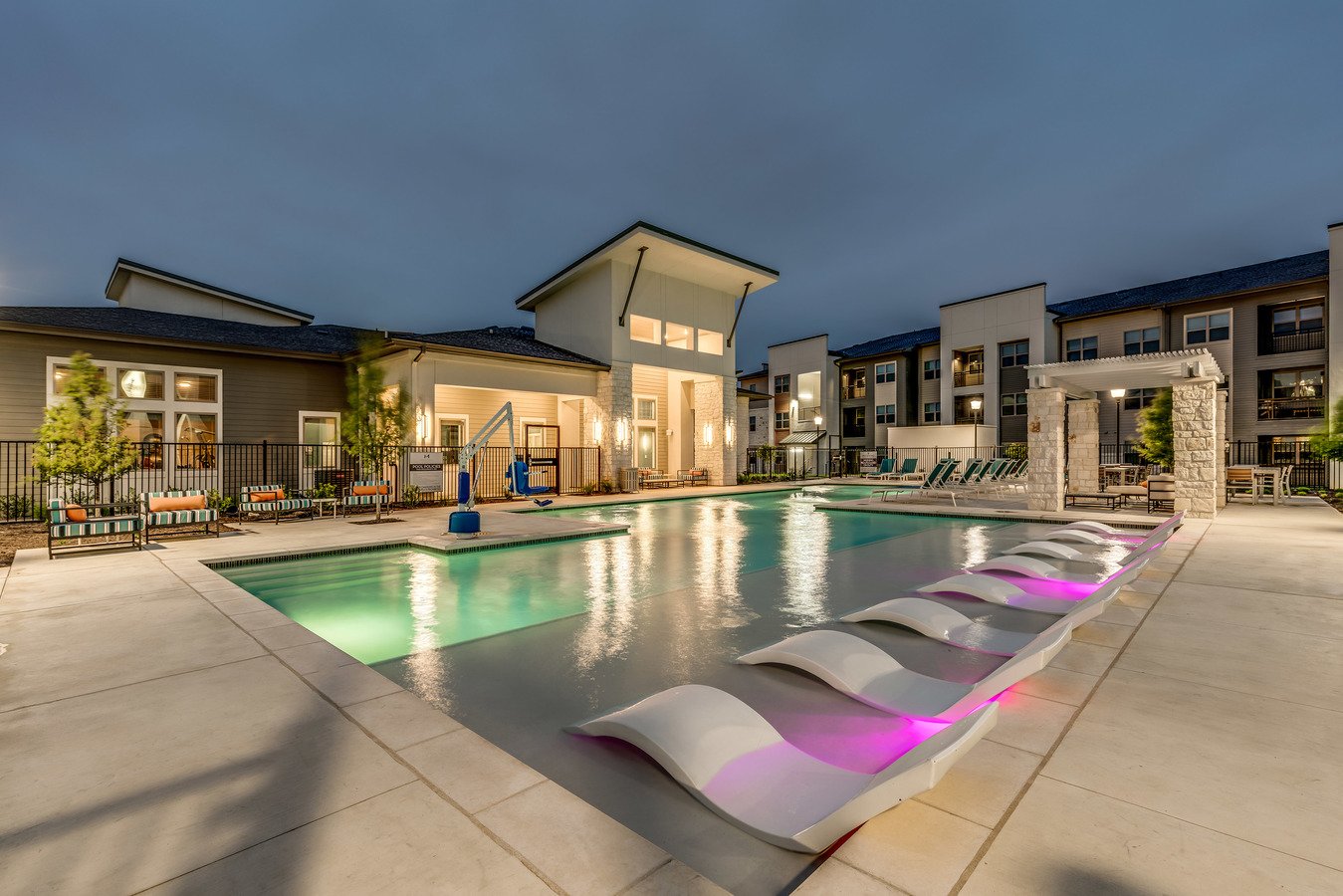 Mercantile Square Apartments Fort Worth Tx