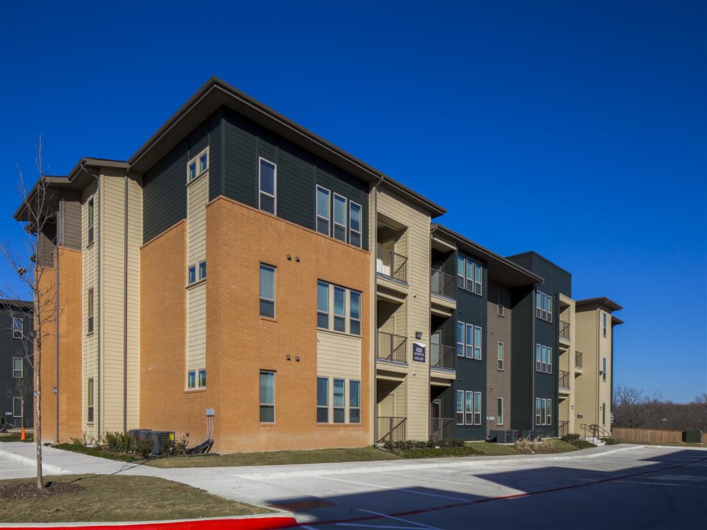 Landings At Marine Creek Apartments Fort Worth