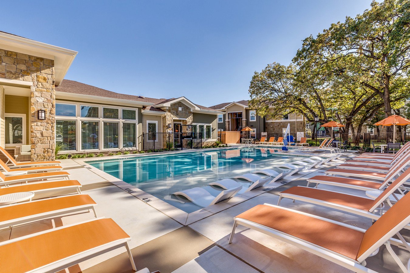 The Veranda Apartments Denton, TX