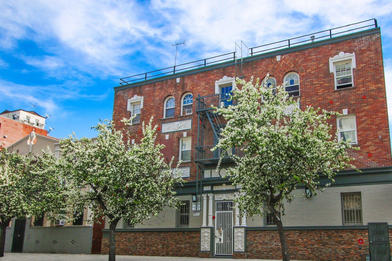 The Bard Apartments Los Angeles, CA