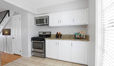 527 Washington Apartment for rent in Marina Del Rey, CA