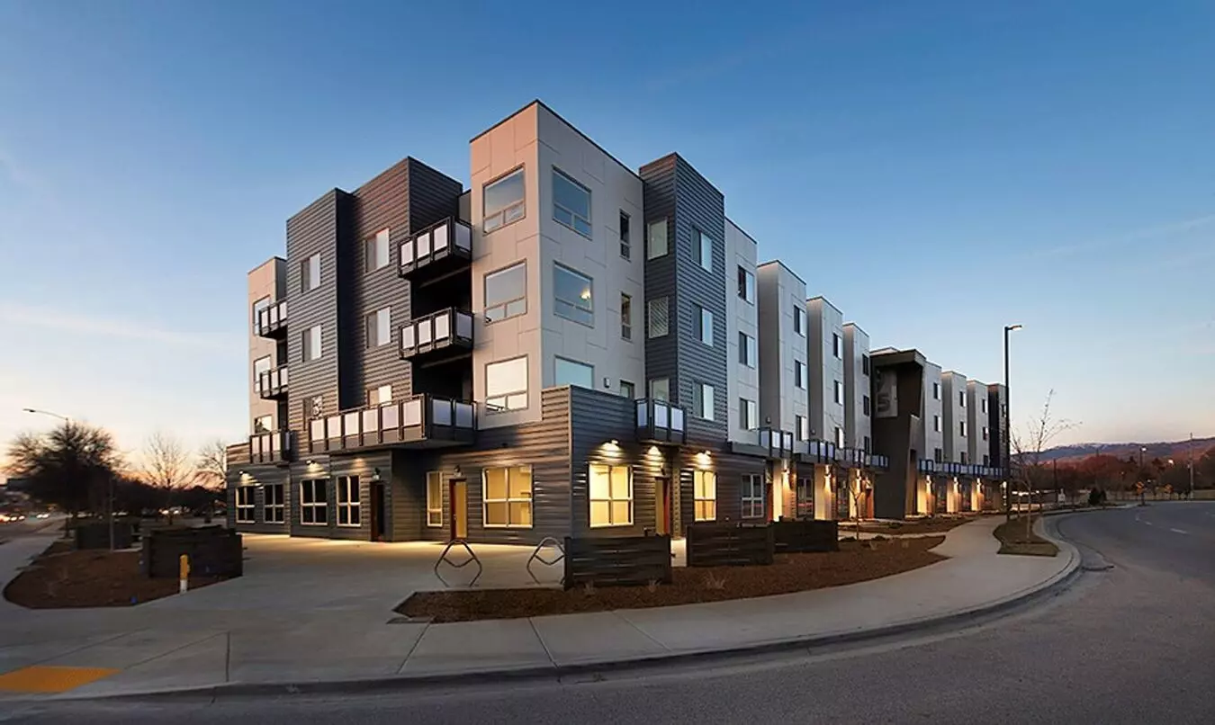 Modern 1-bedroom Retreat With Scenic Views Or Private Patio Apartment for rent in Boise, ID