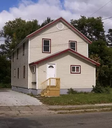 849 Baker Apartment for rent in Lansing, MI
