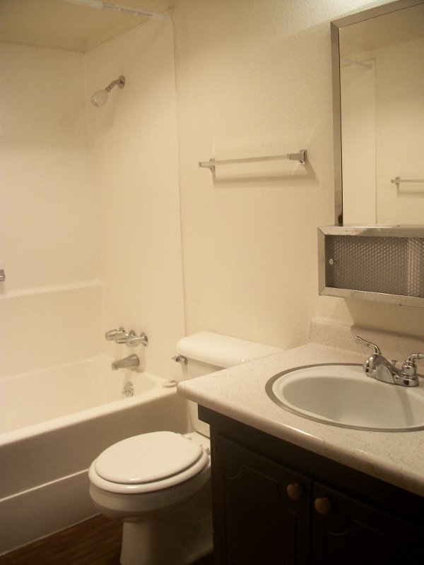 Indiana Manor Apartments 2100 E Maple St Caldwell, ID