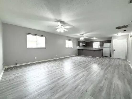 1718/1720 SW Santa Barbara PL Apartment for rent in Cape Coral, FL