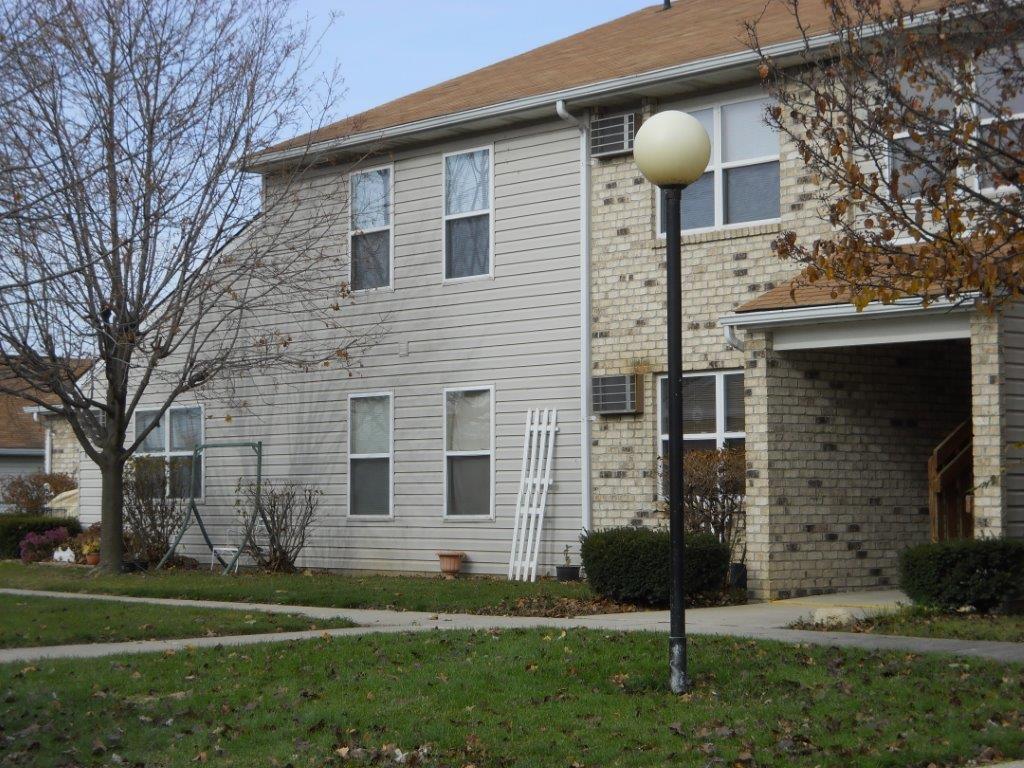 East Towne Villas Apartments 812 Pro Drive Celina, OH
