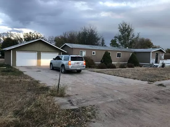 3 Bed, 1 Bath, 2 Car Garage Apartment for rent in Fleming, CO