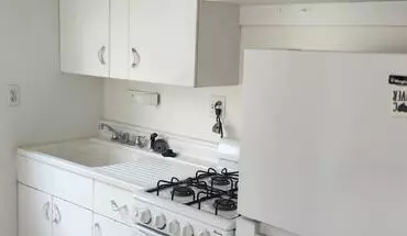 5 of 21 1910 Mears Ave Apartment for rent in Cincinnati, OH