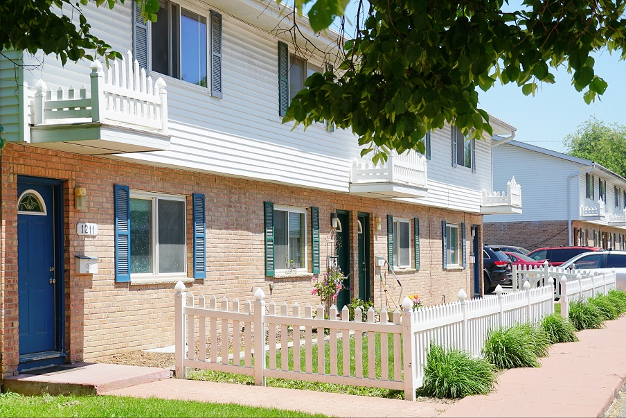 Woods Edge Townhomes Apartments Madison, WI Rentable