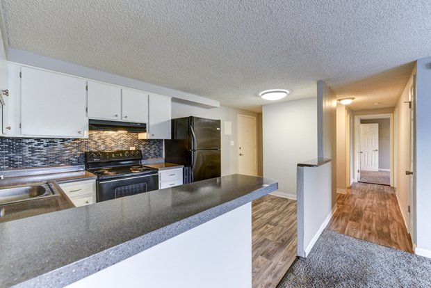 Village West Apartments Arvada Co