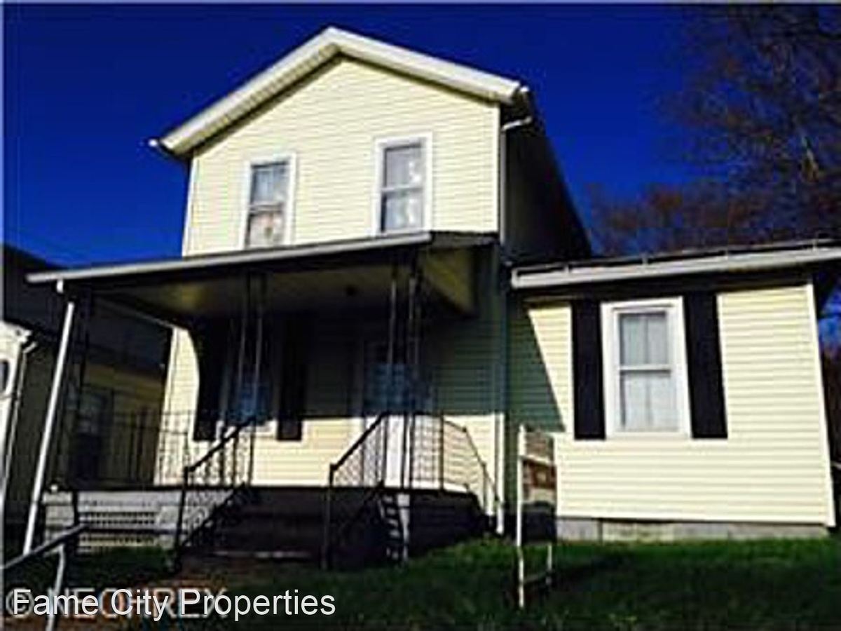 1014 Erie St Massillon, OH House for Rent