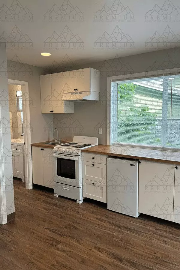Day2529 Apartment for rent in The Dalles, OR